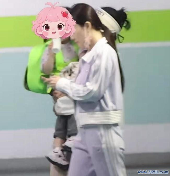 李小璐被指疑似生二胎 娱乐圈再添新成员？